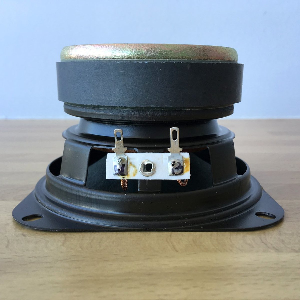 Transducteur Mural Bass Shaker